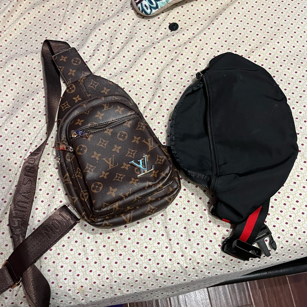 Crossbody Bags